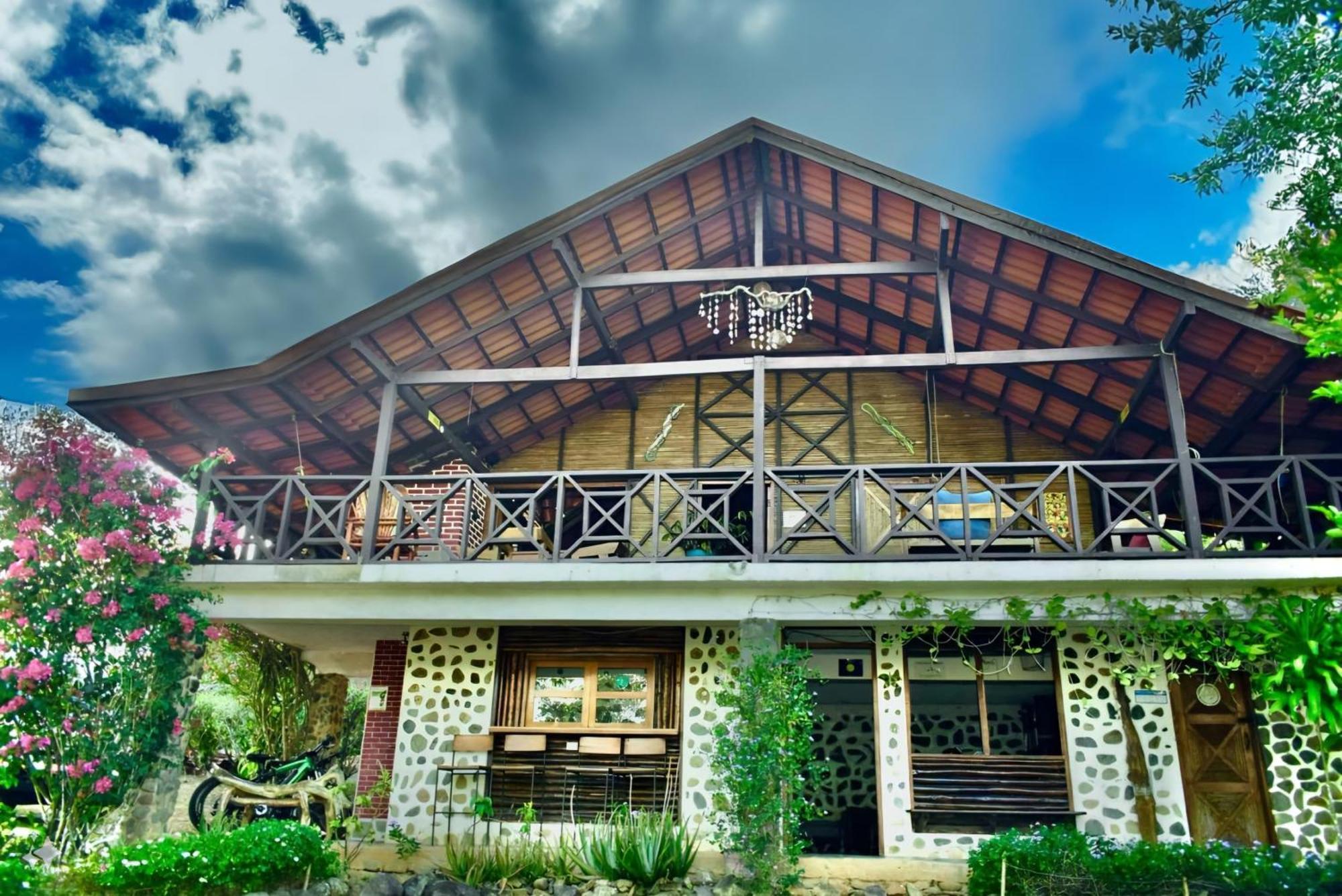 La Qhia Eco Retreat Hostel Санта Фе Екстериор снимка